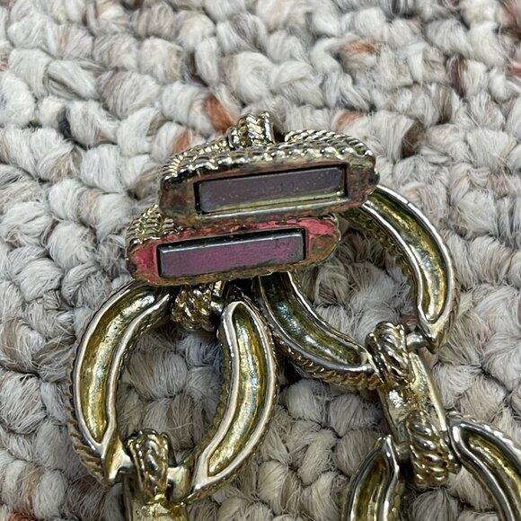 Hammered Chain Choker Chunky Link Gold Tone Magnetic Clasp - Picture 4 of 4